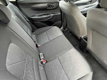 HYUNDAI BAYON 1.0 Tgdi 48V Mhev Se Connect 5Dr Dct