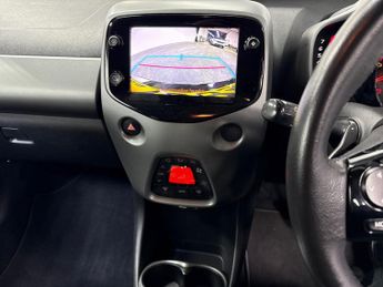 TOYOTA AYGO 1.0 Vvt-I X-Trend Hatchback 5Dr Petrol X-Shift Euro 6 (Safety Se