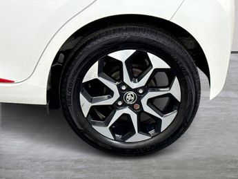 TOYOTA AYGO 1.0 Vvt-I X-Trend Hatchback 5Dr Petrol X-Shift Euro 6 (Safety Se