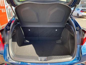 TOYOTA C-HR 1.8 Vvt-H Gpf Icon Suv 5Dr Petrol Hybrid Cvt Euro 6 (S/S) (122 P