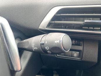 PEUGEOT 3008 1.5 Bluehdi Allure Premium + Suv 5Dr Diesel Eat Euro 6 (S/S) (13