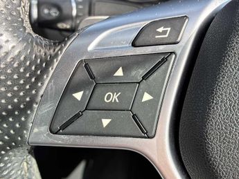 MERCEDES-BENZ E CLASS E350 Bluetec Amg Line 2Dr 9G-Tronic