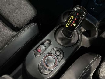 MINI HATCHBACK 135Kw Cooper S Level 2 33Kwh 3Dr Auto