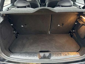 MINI HATCHBACK 135Kw Cooper S Level 2 33Kwh 3Dr Auto