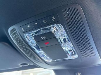 MERCEDES-BENZ EQB Eqb 250+ 140Kw Urban Edition 70.5Kwh 5Dr Auto