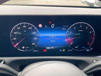 MERCEDES-BENZ CLA Cla 180 Amg Line Executive 5Dr Tip Auto