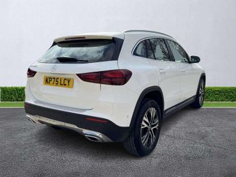 MERCEDES-BENZ GLA Gla 200D Sport Executive 5Dr Auto