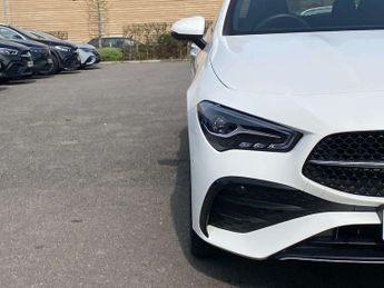 MERCEDES-BENZ CLA Cla 250E Amg Line Premium 4Dr Tip Auto