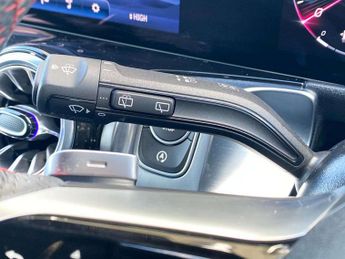 MERCEDES-BENZ GLB Glb 200 Amg Line Premium 5Dr 7G-Tronic