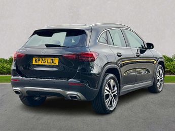MERCEDES-BENZ GLA Gla 200D Sport Executive 5Dr Auto