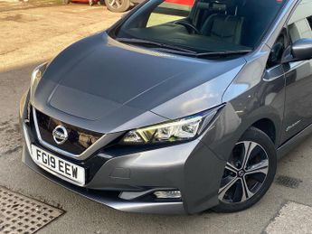 NISSAN LEAF 40Kwh Tekna Hatchback 5Dr Electric Auto (150 Ps)