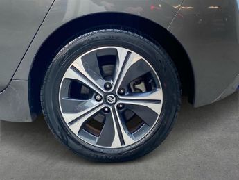 NISSAN LEAF 40Kwh Tekna Hatchback 5Dr Electric Auto (150 Ps)