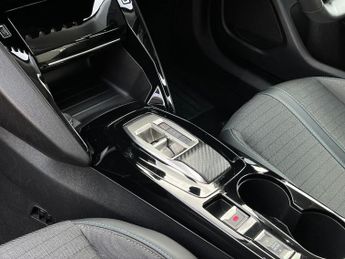 PEUGEOT 2008 50Kwh Allure Premium Suv 5Dr Electric Auto (7Kw Charger) (136 Ps