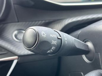PEUGEOT 2008 50Kwh Allure Premium Suv 5Dr Electric Auto (7Kw Charger) (136 Ps