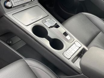 HYUNDAI KONA 64Kwh Ultimate Suv 5Dr Electric Auto (10.5Kw Charger) (204 Ps)