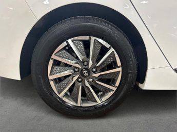 HYUNDAI IONIQ 38.3Kwh Premium Hatchback 5Dr Electric Auto (136 Ps)