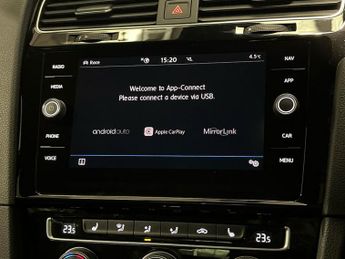VOLKSWAGEN GOLF 2.0 Tsi R Hatchback 5Dr Petrol Dsg 4Motion Euro 6 (S/S) (300 Ps)
