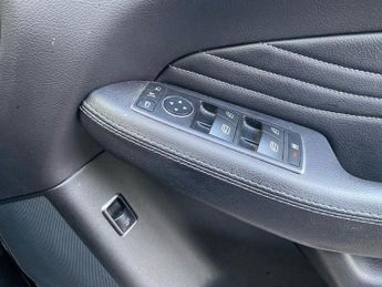 MERCEDES-BENZ GLE 3.0 Gle350D V6 Amg Line (Premium Plus) Suv 5Dr Diesel G-Tronic 4