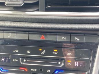 VOLKSWAGEN T-ROC 1.5 Tsi Style Suv 5Dr Petrol Dsg Euro 6 (S/S) (150 Ps)