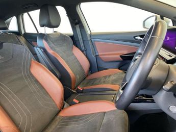 VOLKSWAGEN ID.4 Pure 52Kwh City Suv 5Dr Electric Auto (148 Ps)