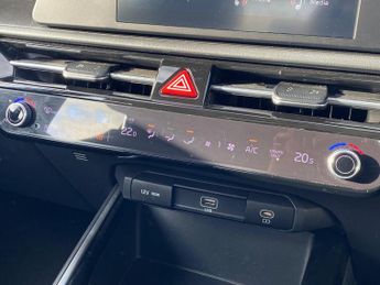 KIA NIRO 1.6 Gdi Hybrid 2 5Dr Dct