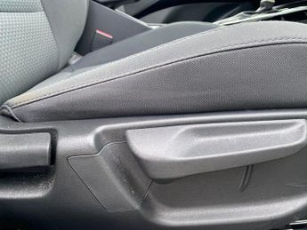 KIA NIRO 1.6 Gdi Hybrid 2 5Dr Dct