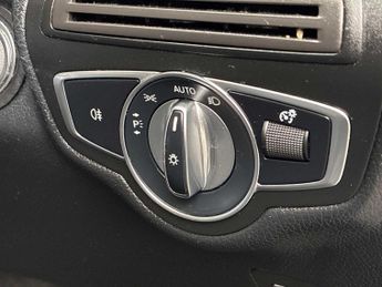 MERCEDES-BENZ GLC Glc 220D 4Matic Amg Line 5Dr 9G-Tronic