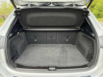 MERCEDES-BENZ GLA Gla 200 Amg Line Executive 5Dr Auto