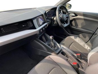 AUDI A1 1.5 Tfsi 35 Black Edition Sportback 5Dr Petrol S Tronic Euro 6 (