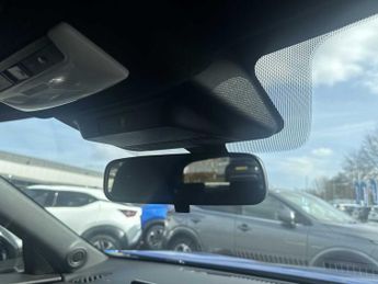 NISSAN JUKE 1.0 Dig-T N-Connecta 5Dr Dct