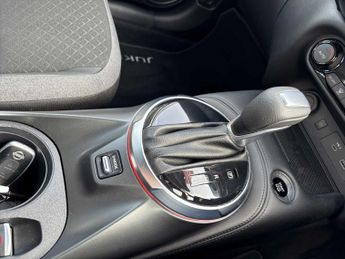 NISSAN JUKE 1.0 Dig-T N-Connecta 5Dr Dct