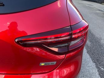 RENAULT CLIO 1.6 E-Tech Rs Line Hatchback 5Dr Petrol Hybrid Auto Euro 6 (S/S)