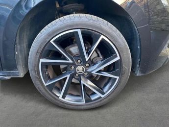 SKODA KAMIQ 1.0 Tsi Monte Carlo Suv 5Dr Petrol Dsg Euro 6 (S/S) (110 Ps)