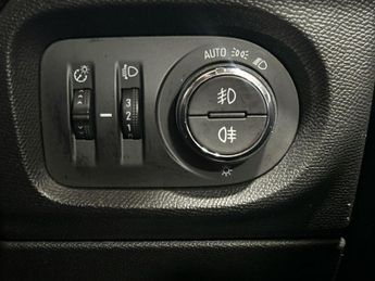 VAUXHALL CORSA 50Kwh Sri Premium Hatchback 5Dr Electric Auto (136 Ps)