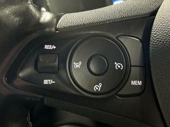 VAUXHALL CORSA 50Kwh Sri Premium Hatchback 5Dr Electric Auto (136 Ps)