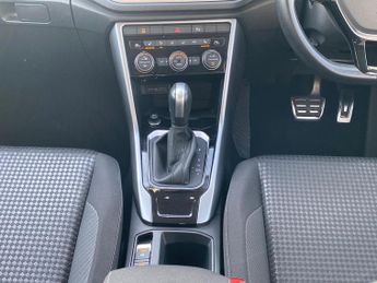 VOLKSWAGEN T-ROC 1.5 Tsi Evo Active Suv 5Dr Petrol Dsg Euro 6 (S/S) (150 Ps)