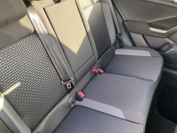 VOLKSWAGEN T-ROC 1.5 Tsi Evo Active Suv 5Dr Petrol Dsg Euro 6 (S/S) (150 Ps)