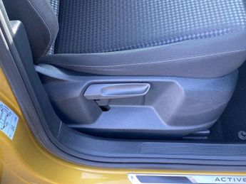 VOLKSWAGEN T-ROC 1.5 Tsi Evo Active Suv 5Dr Petrol Dsg Euro 6 (S/S) (150 Ps)