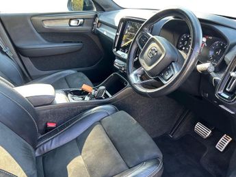 VOLVO XC40 Xc40 1.5 T3 [163] R Design 5Dr Geartronic Estate
