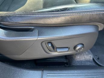 VOLVO XC40 Xc40 1.5 T3 [163] R Design 5Dr Geartronic Estate