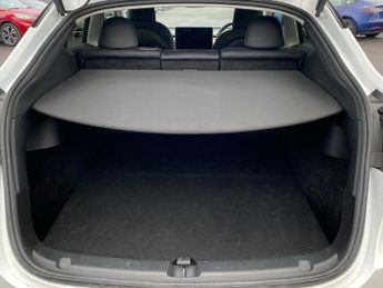 TESLA MODEL Y Long Range Awd 5Dr Auto