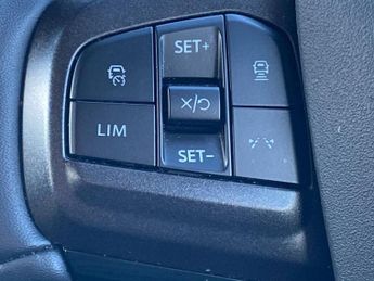 FORD MUSTANG MACH-E 198Kw Standard Range 70Kwh Rwd 5Dr Auto