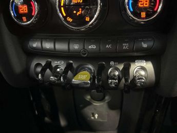 MINI HATCHBACK 135Kw Cooper S Level 2 33Kwh 3Dr Auto