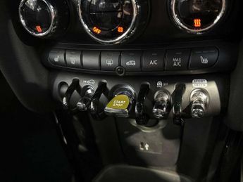 MINI HATCHBACK 135Kw Cooper S Level 2 33Kwh 3Dr Auto