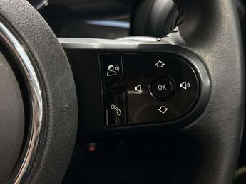 MINI HATCHBACK 135Kw Cooper S Level 2 33Kwh 3Dr Auto
