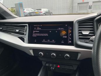 AUDI A1 1.5 Tfsi 35 S Line Sportback 5Dr Petrol S Tronic Euro 6 (S/S) (1
