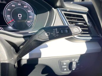 AUDI Q5 2.0 Tdi 40 S Line Suv 5Dr Diesel S Tronic Quattro Euro 6 (S/S) (