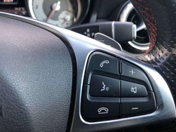 MERCEDES-BENZ GLA Gla 220D 4Matic Amg Line 5Dr Auto [Prem Plus]