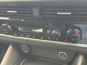 NISSAN QASHQAI 1.3 Dig-T Mhev N-Connecta Suv 5Dr Petrol Hybrid Xtron Euro 6 (S/