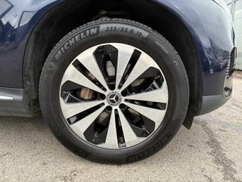 MERCEDES-BENZ EQC Eqc 400 300Kw Sport 80Kwh 5Dr Auto